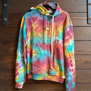 Well Known Rainbow Tie-dye hoodie sz M